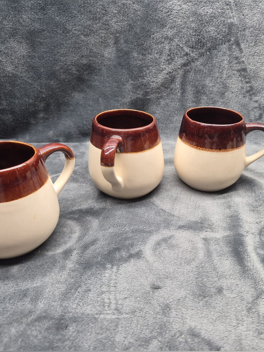 McCoy Pottery Two Tone Banded Stoneware Coffe Mugs 4 Pcs